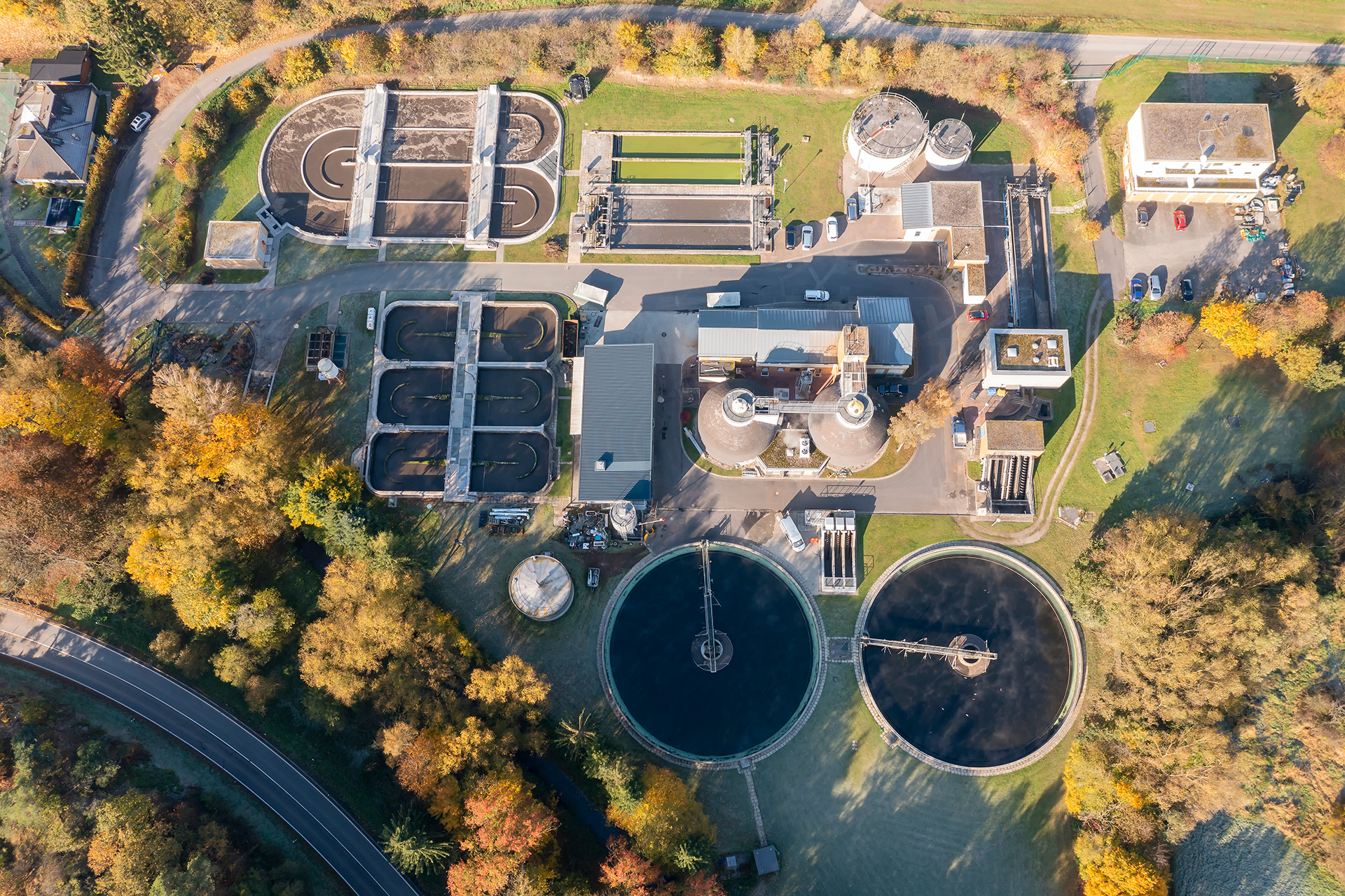 municipal water and wastewaetr treatment plant image