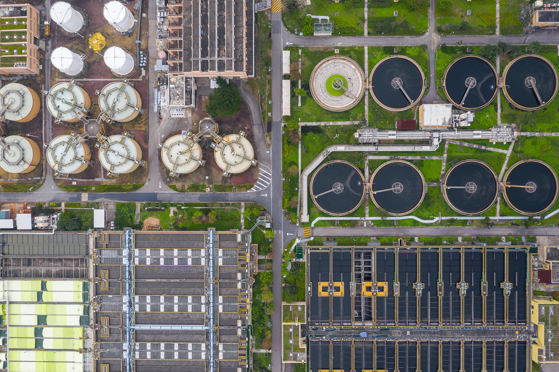 Industrial wastewater treatment plant image