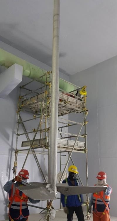  Our team inspect and repair an industrial agitator, minimizing downtime