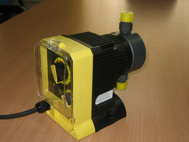 Dosing pump – Roytronics P+ 019
