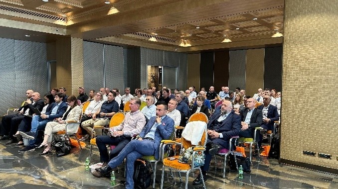 conference_1.jpg