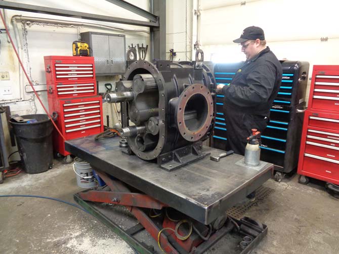 hibon-pd-blower-repair-technician