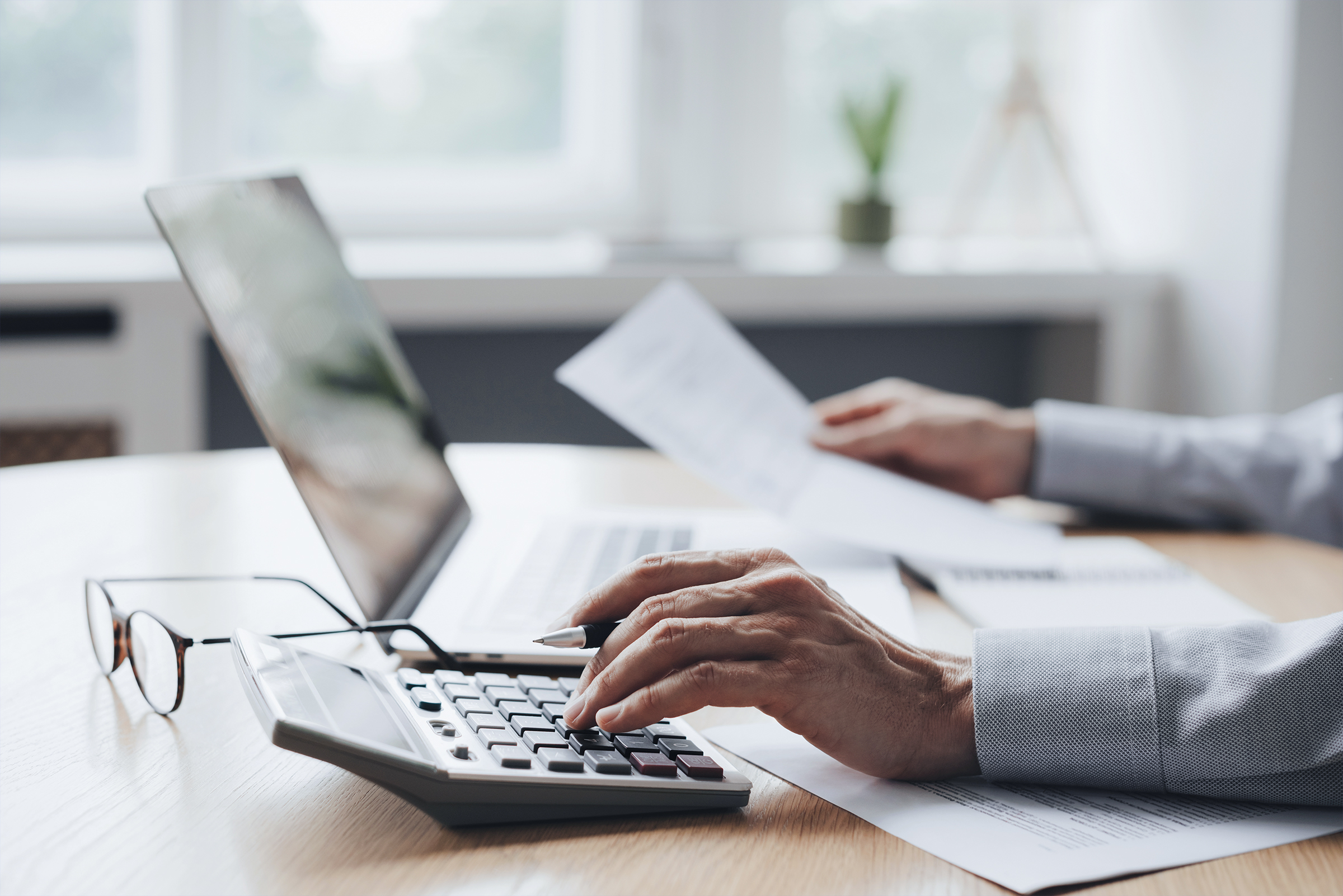 BLOG-EQ-SALE_Taxman_FY25_MUS-MCA V1.jpg