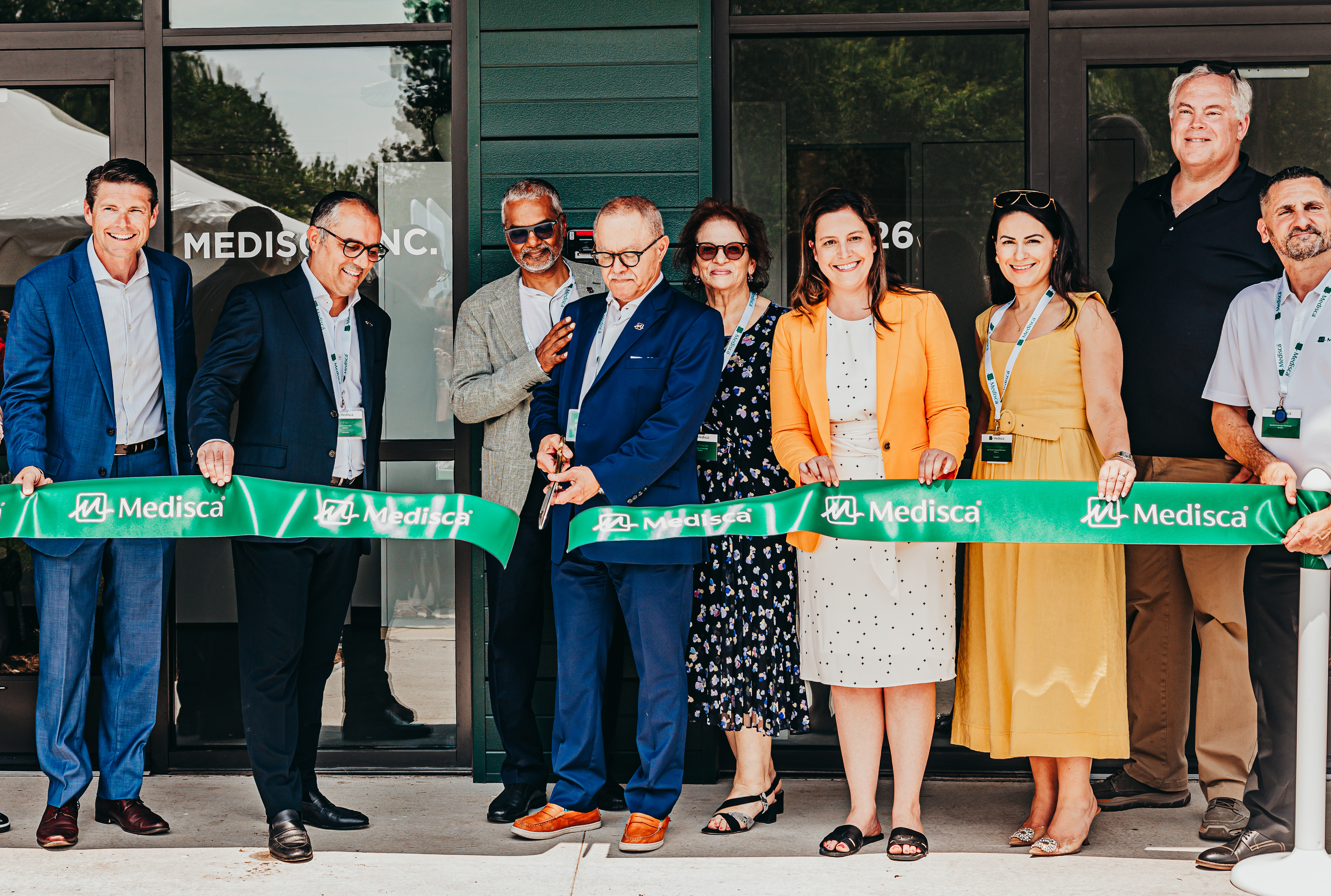 PB grand opening ribbon cutting.jpg