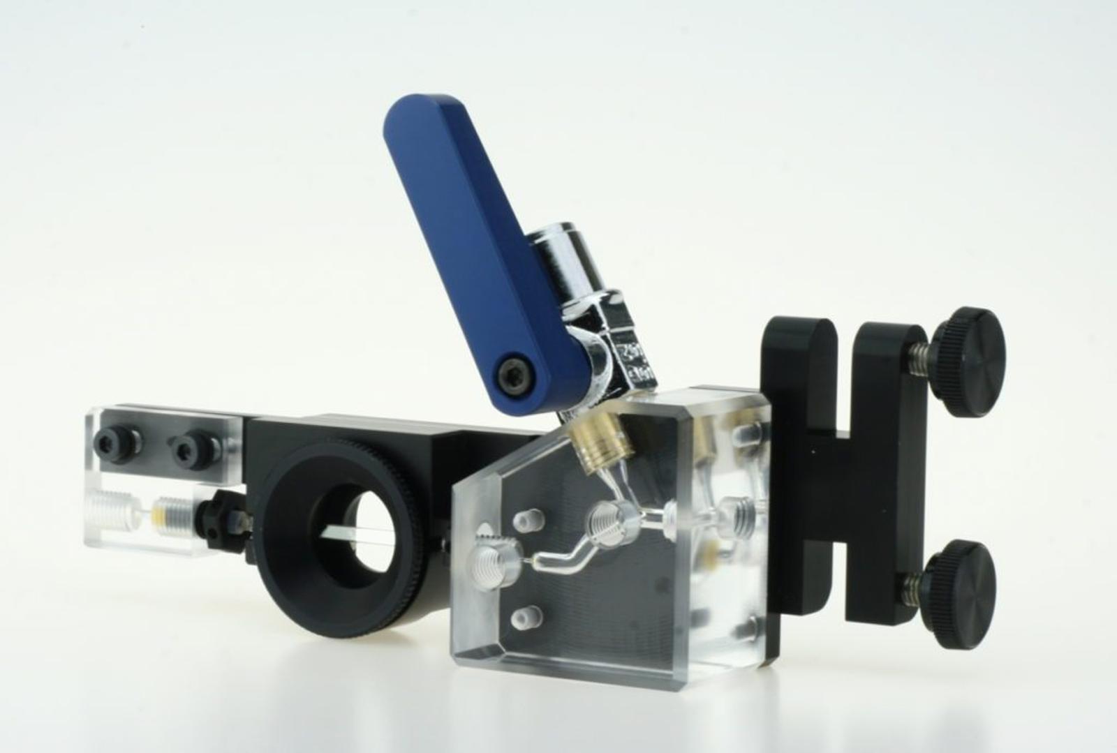 Life sciences acrylic bonded manifold assembly.jpg