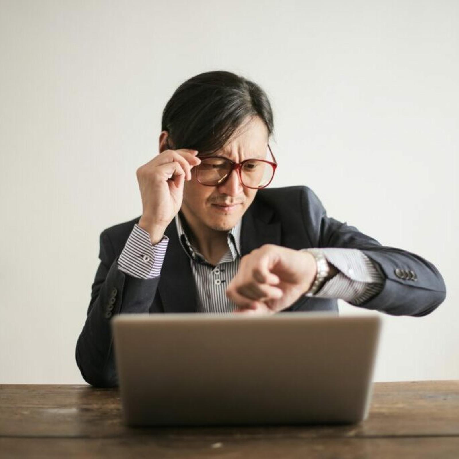person-looking-at-watch-worried-1024x683-square.jpg
