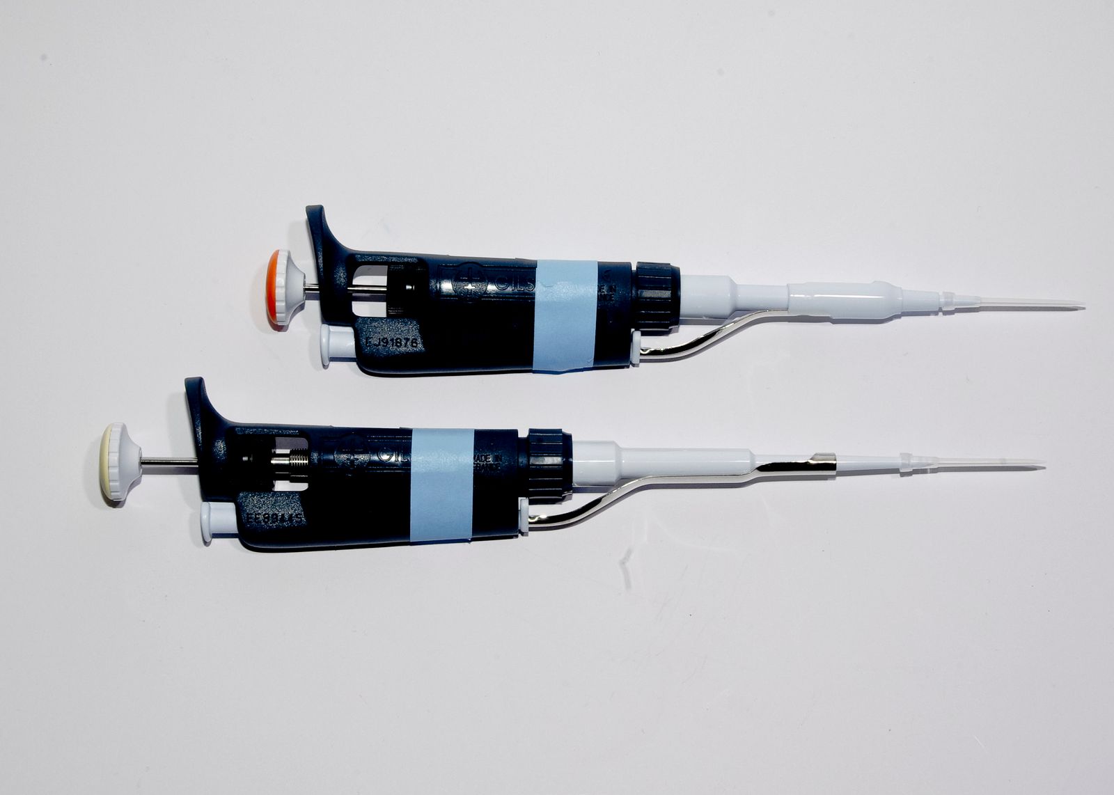 automatic-pipettes-100-10ul.jpg
