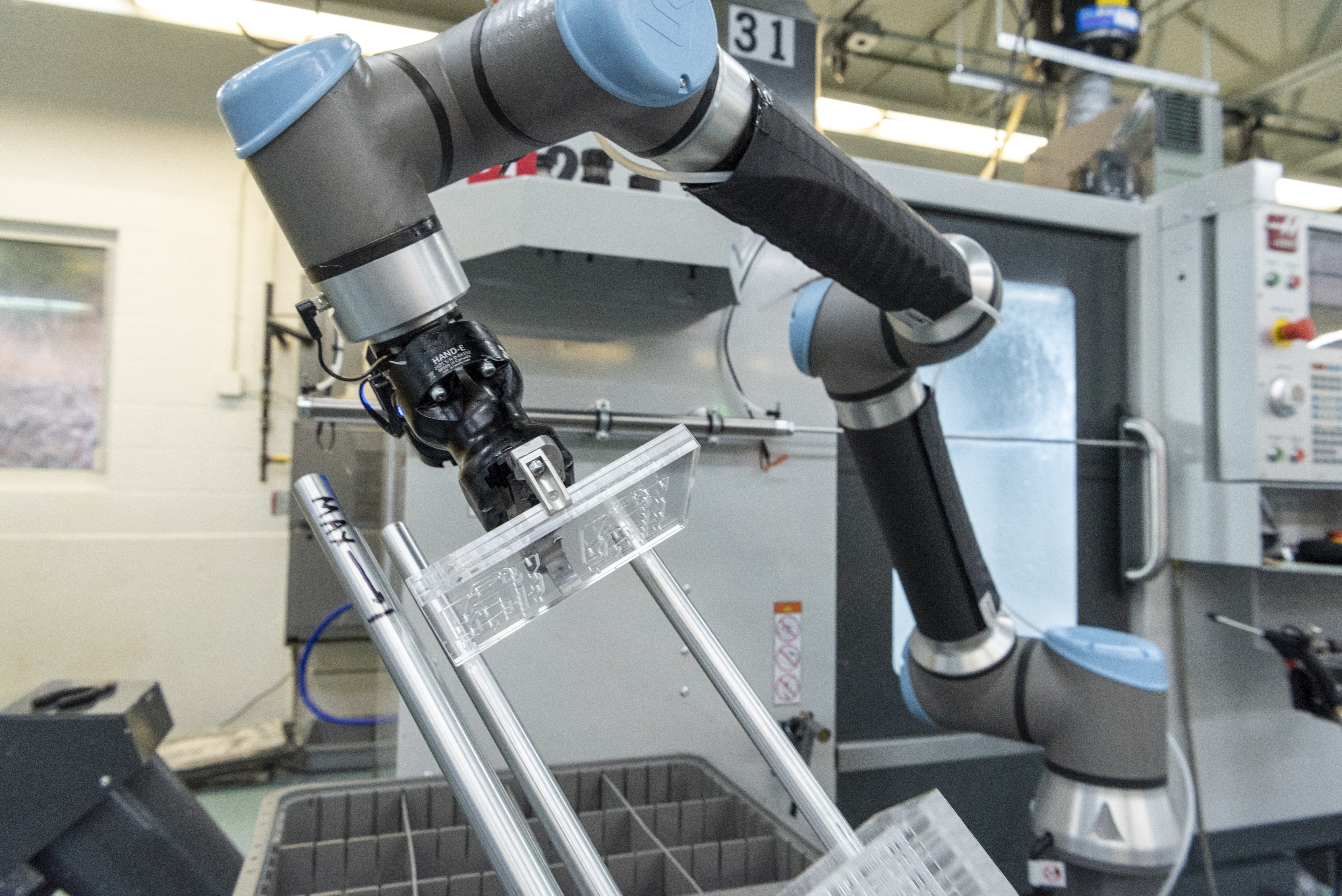 Cnc machine photo