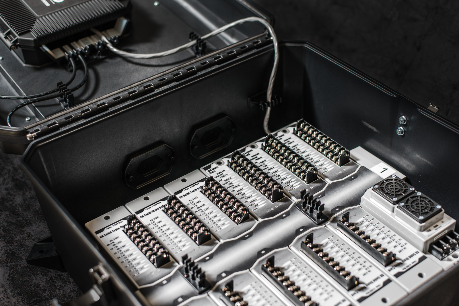 Inside the Dilution Solutions controller