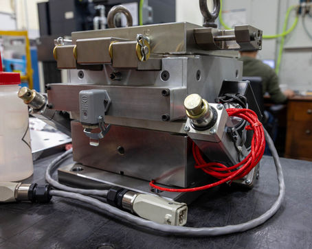 Industry-Photo-Molding_Machine