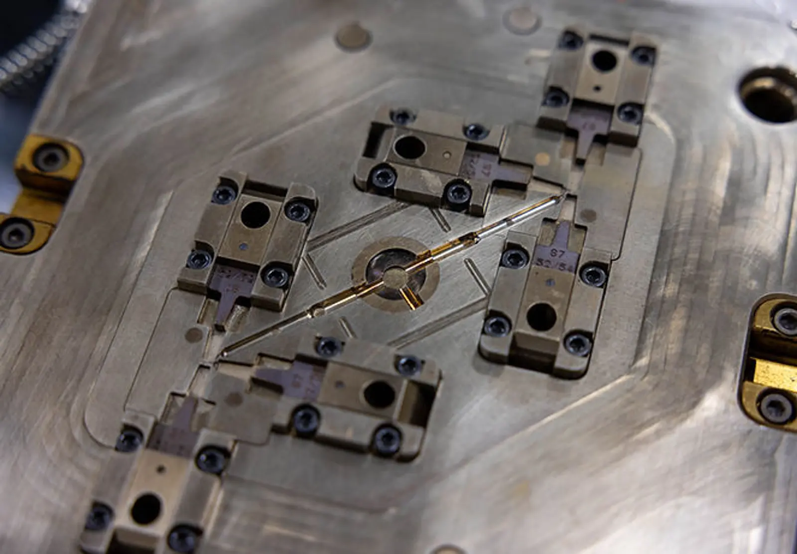 Fully Automated Mold Solutions