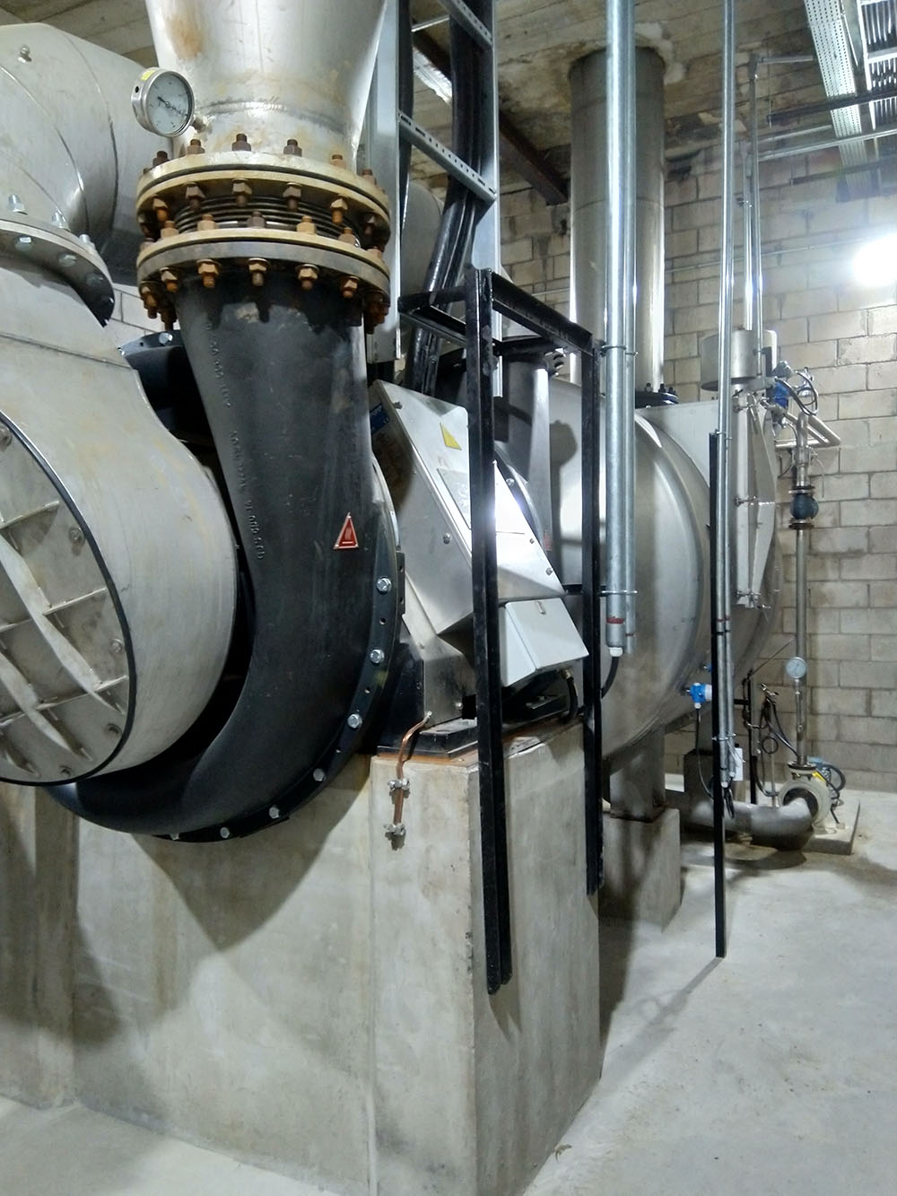 Runtech EP600-HF1 Turbo Blower at Cartonificio Valinhos