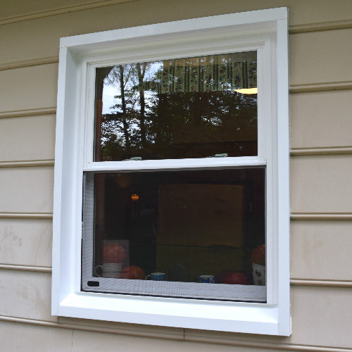 Double hung window