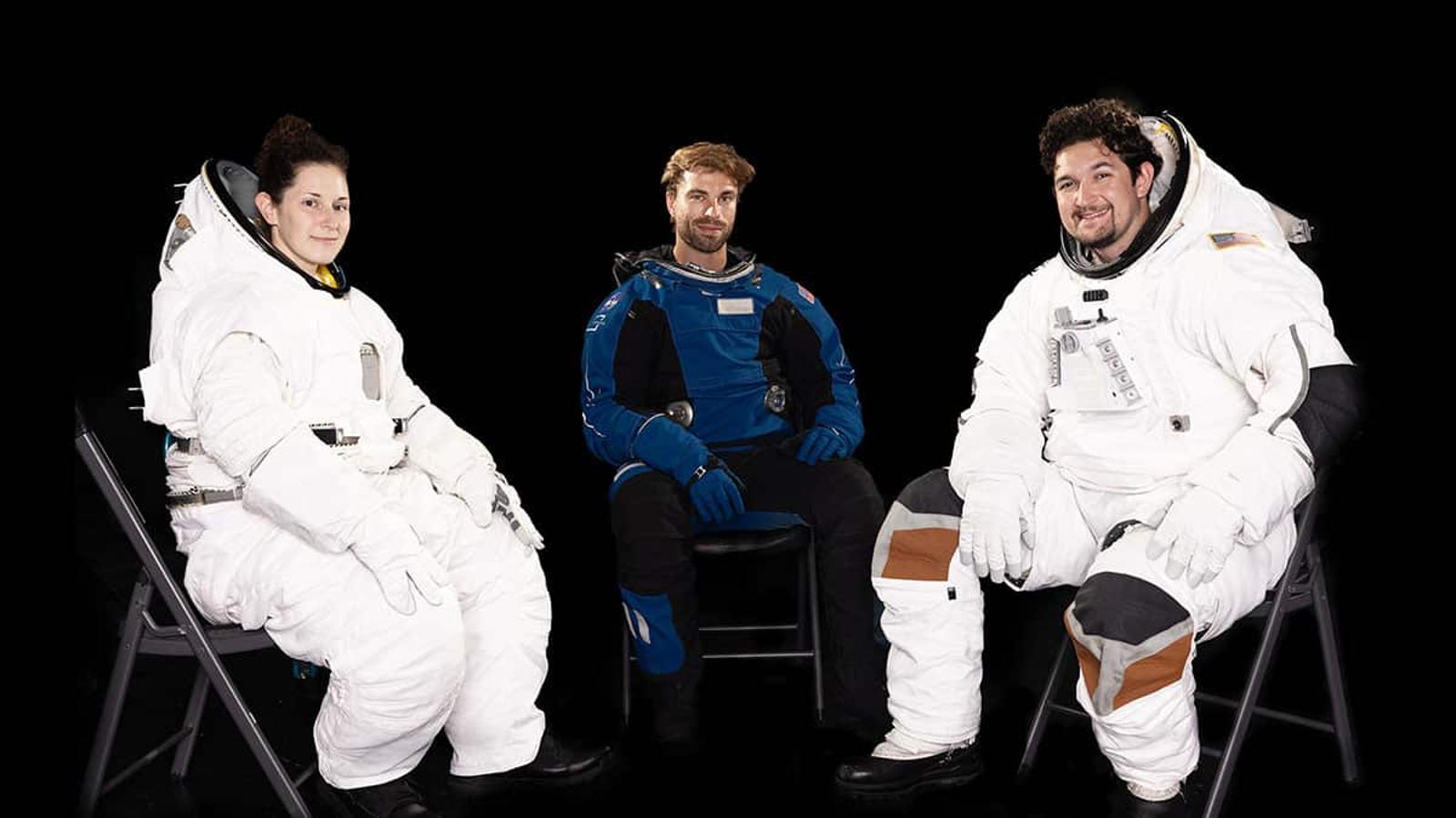 Spacesuits Side Panel