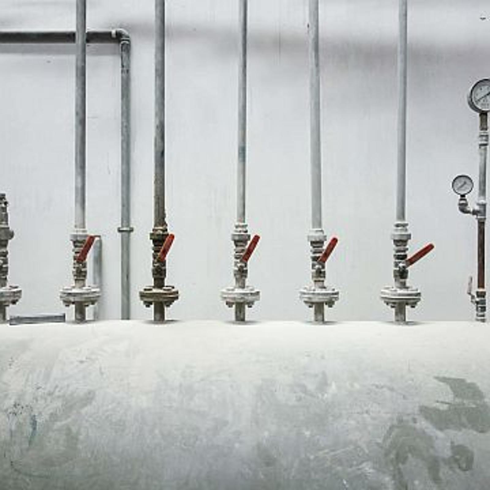 Is-compressed-air-pressure-putting-pressure.jpg