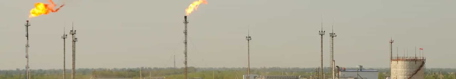banner for refinery gas flare systems