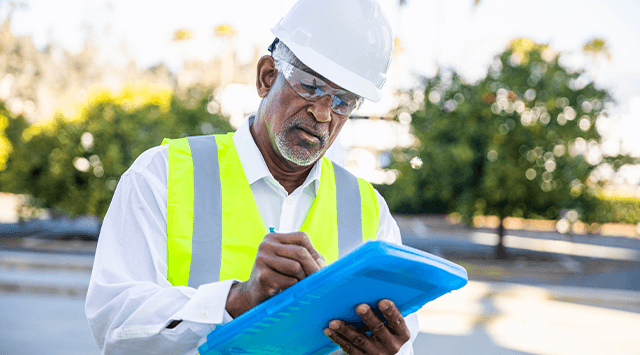 Construction Contractor managing surgery center project with PODS