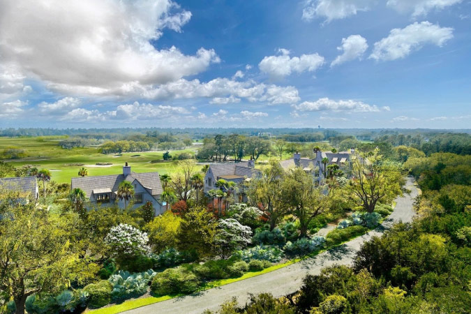 Luxury homes border the golf course in the Cassique neighborhood of Kiawah Island, South Carolina.
