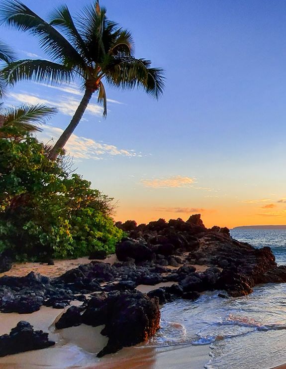 Sunset on the island of Maui