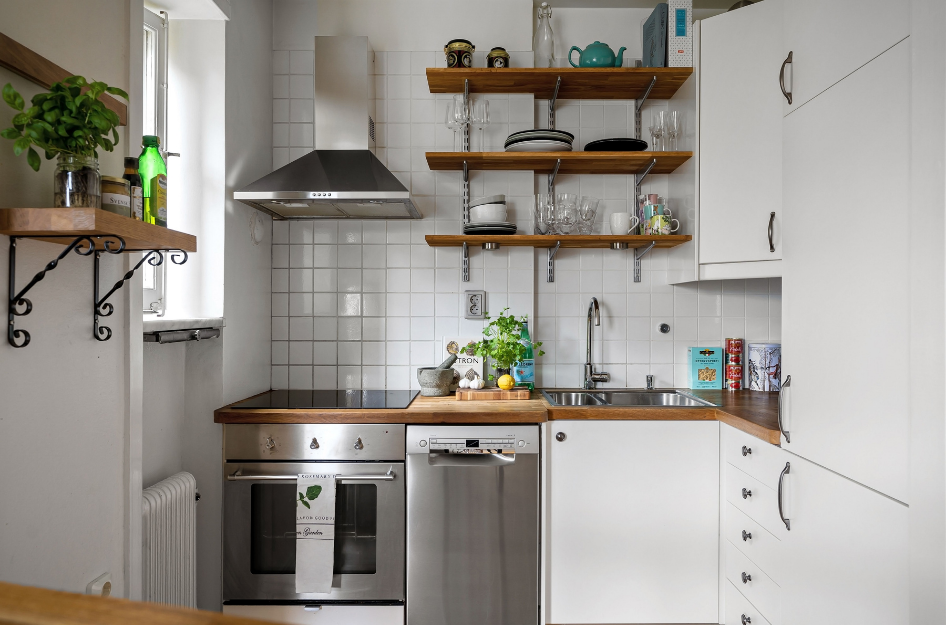 A small kitchen that has been recently renovated.