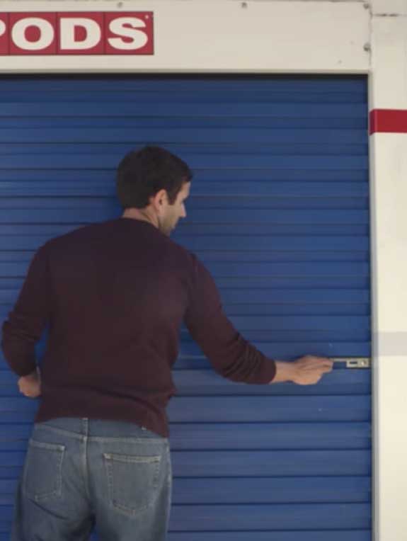 What fits in a 7-Foot container?
