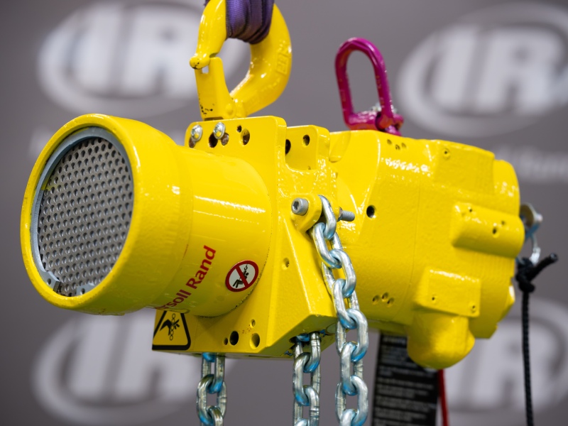 liftchain xtrem series air chain hoist left side