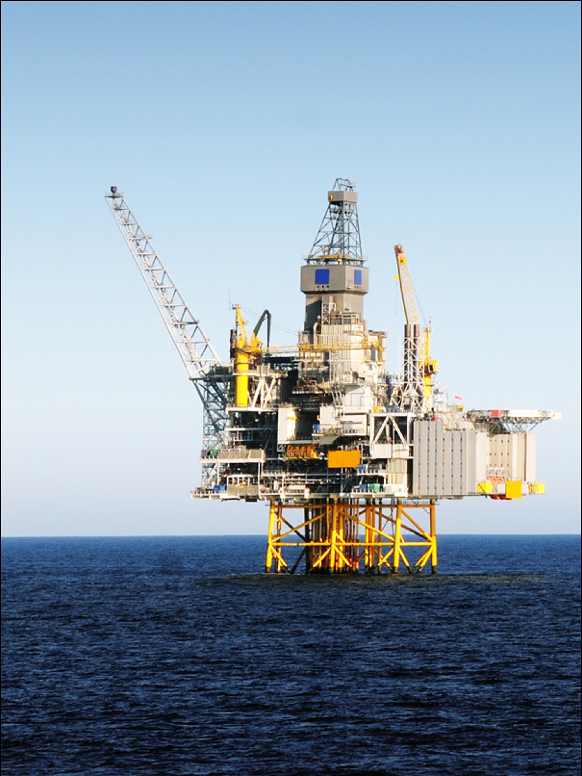 Reduction Oil Rig Rig Decommissioning - Southeast, Asia | Ingersoll Rand