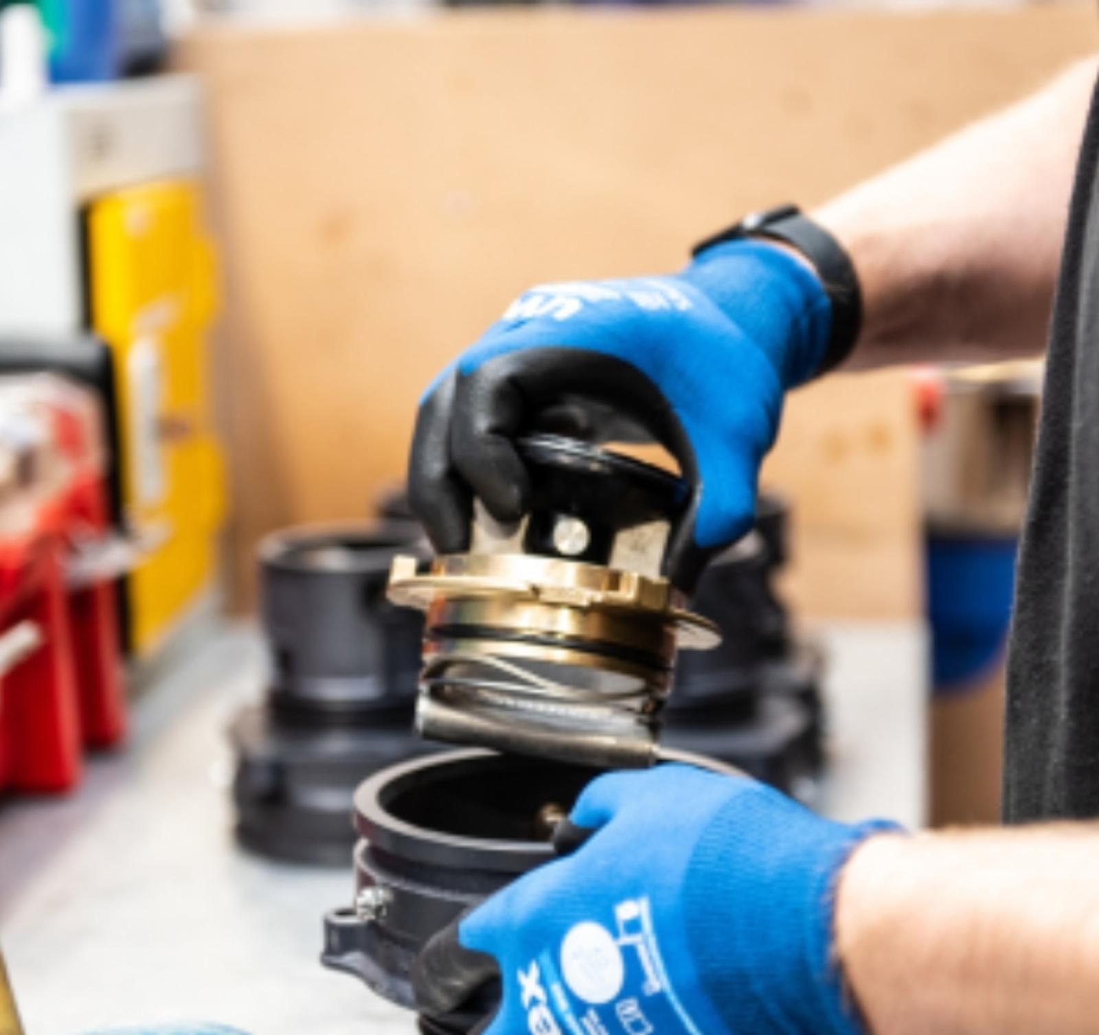 dry-break-fuel-filler-emco-wheaton