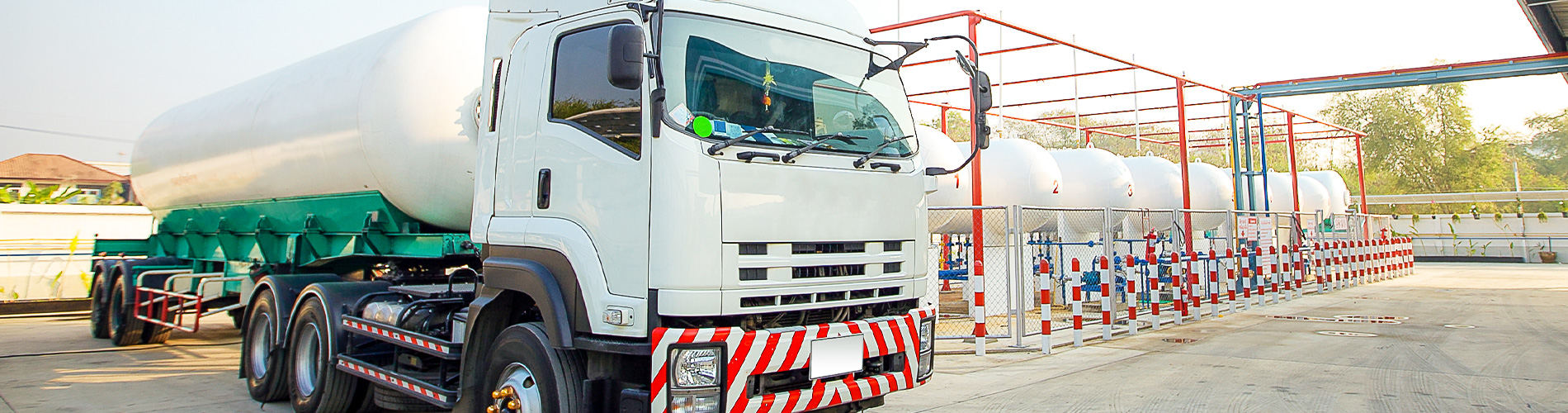 ngl-tank-truck-banner_1900x500.jpg