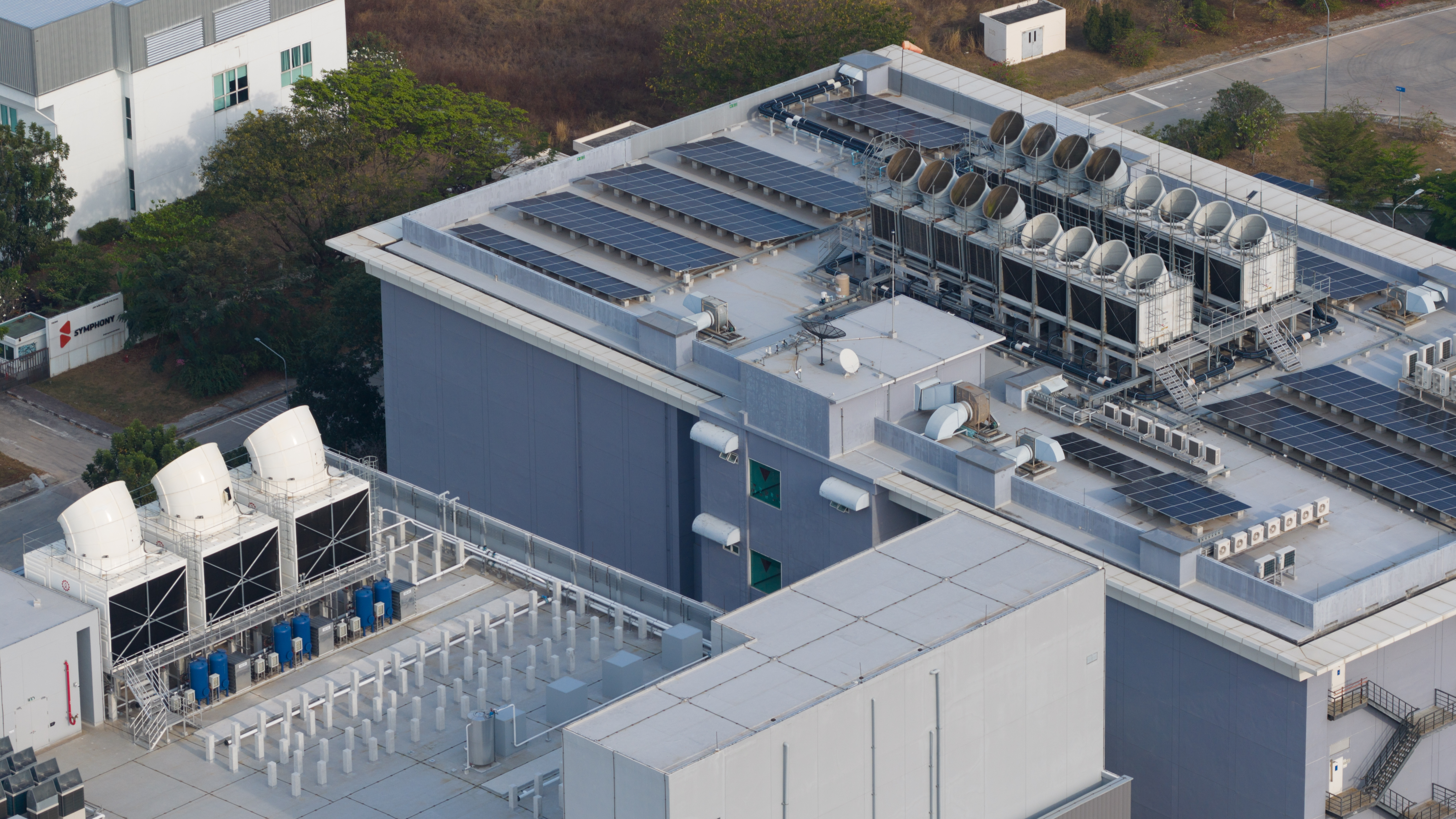 AI Data Center Cooling Zones