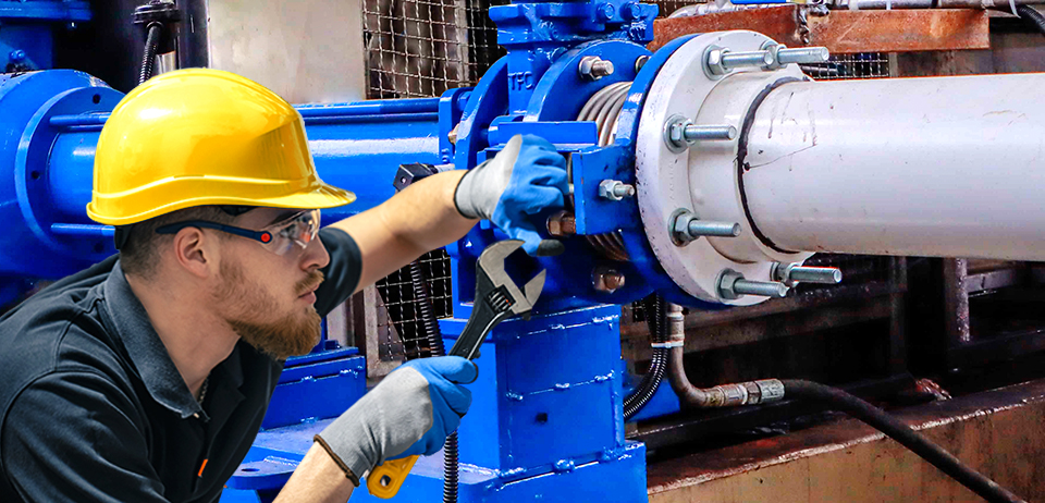 servicing pump image