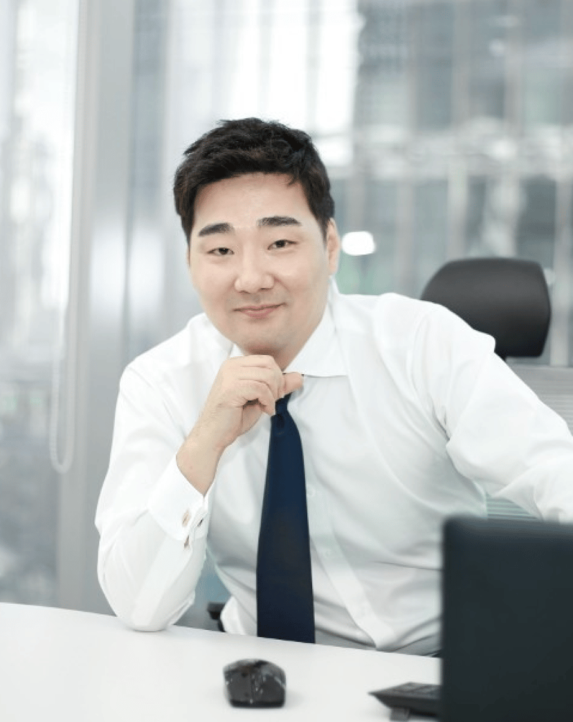 Daniel Kang (강신웅)