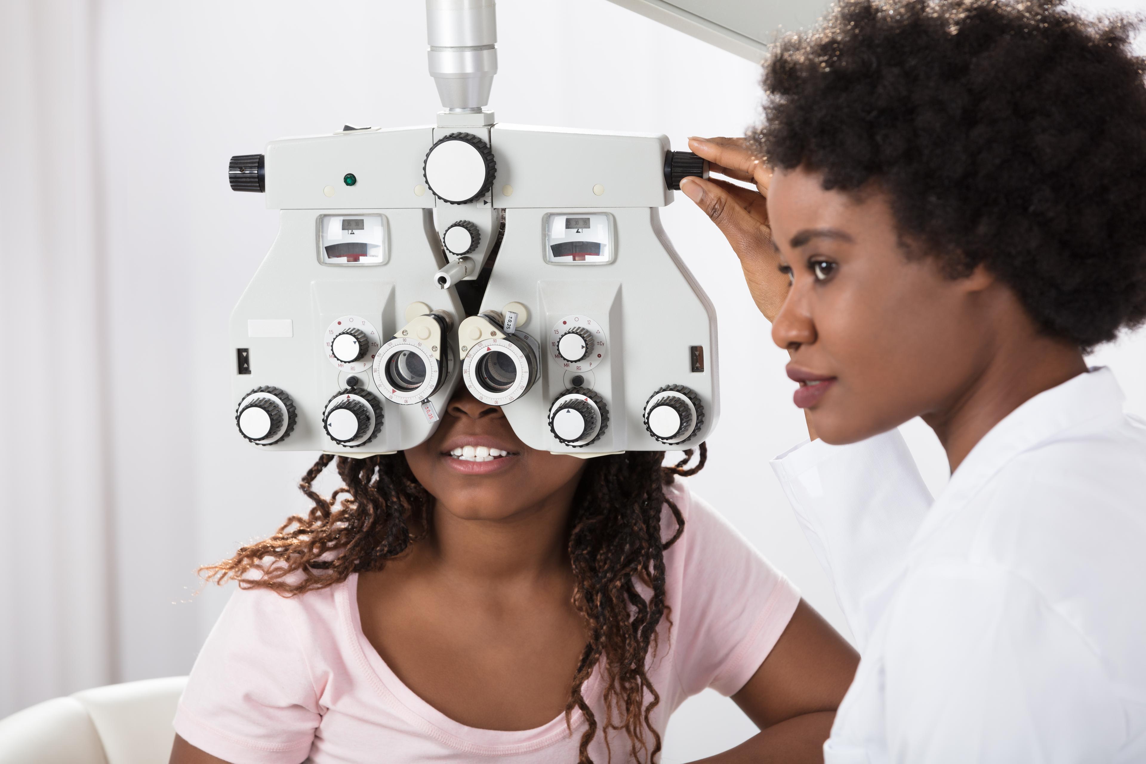 HRLIB-Female eye exam-shutter_666257146_HR.jpg