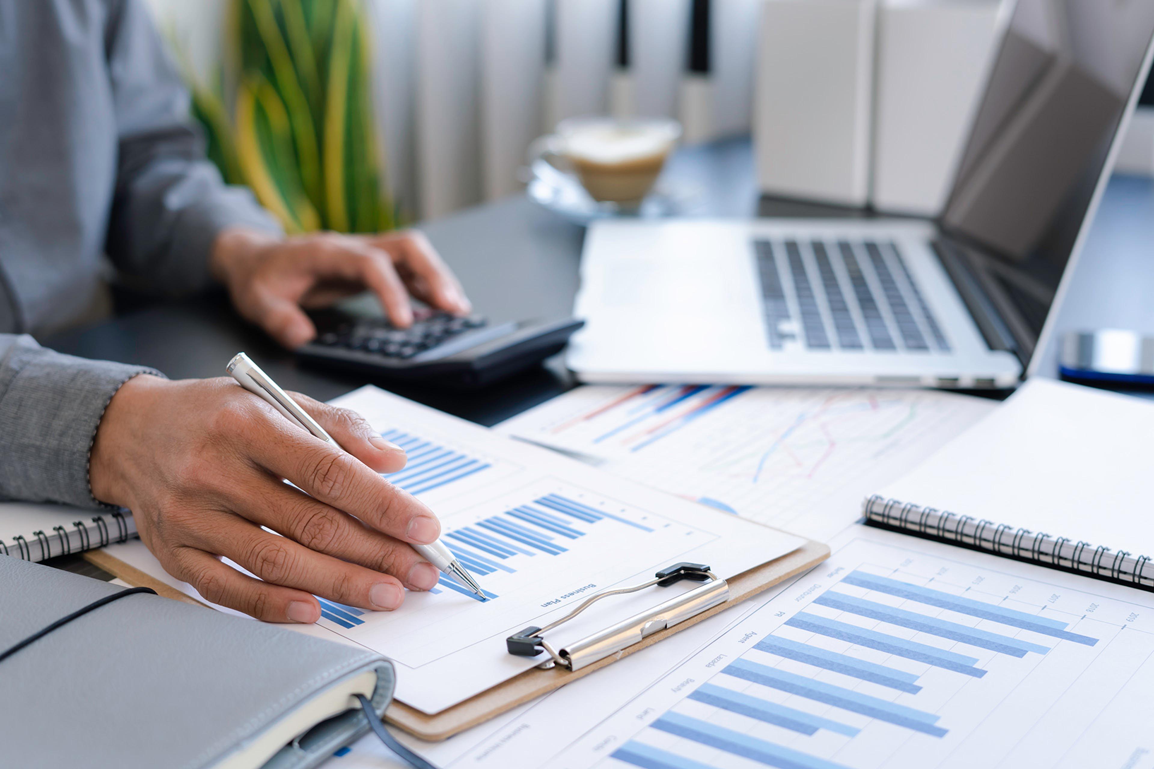 shutterstock_Shareholders_NO hex1912681534.jpg