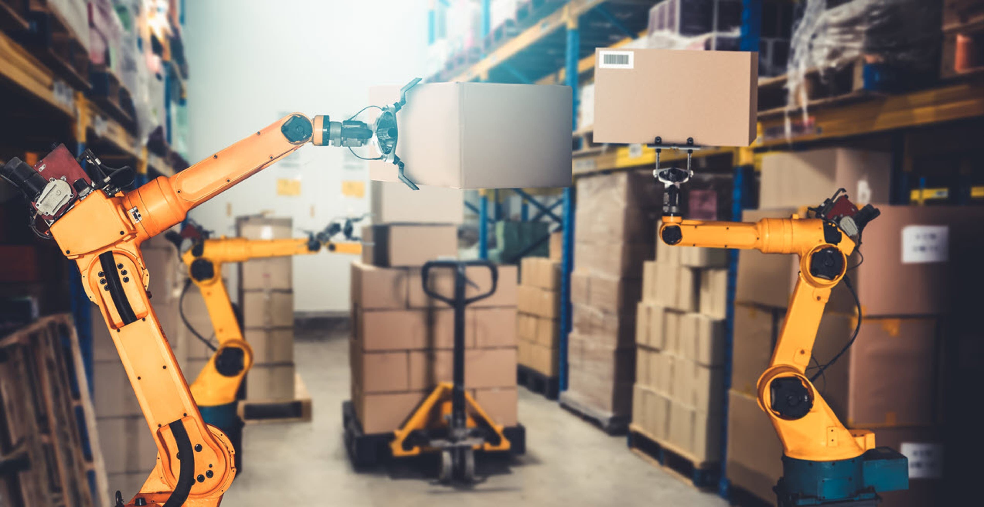 AI-powered robots are able to sort and organize hundreds of devices an hour to help us quickly put them back in your customers' hands.