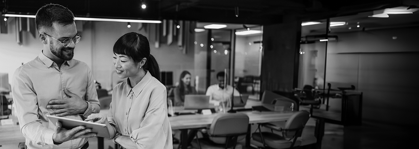 rs-agents-happy-at-work-getty-1911521679-1400x500.jpg