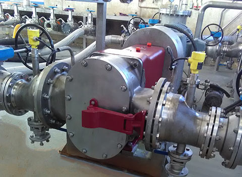 Fluid transfer pumps