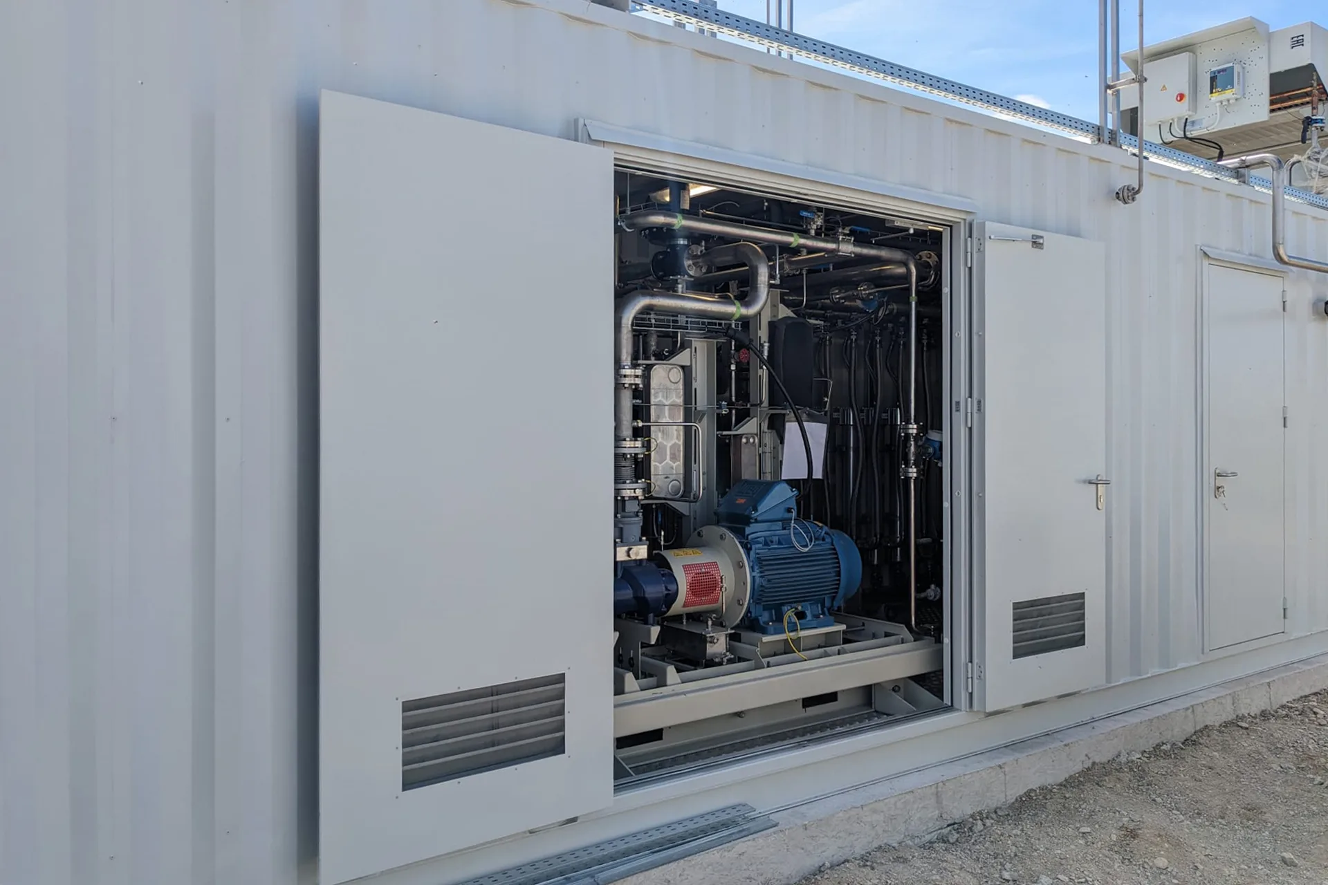 ADC-Product-Photo-UVG132-BVG30-Lithuania I.png