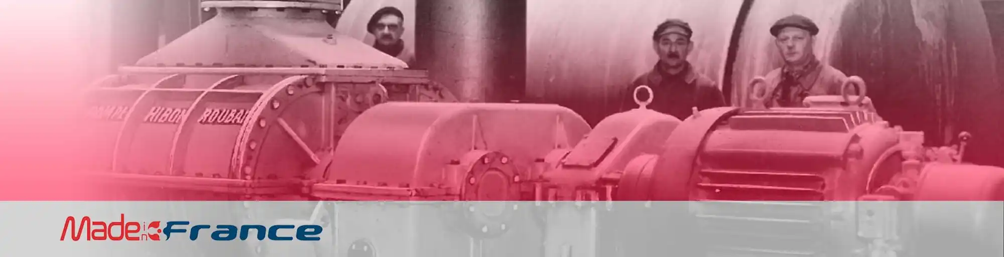 Old photograph of one of the largest Hibon positive displacement blower from the time of Hibon in Roubaix, France, with three of its workers