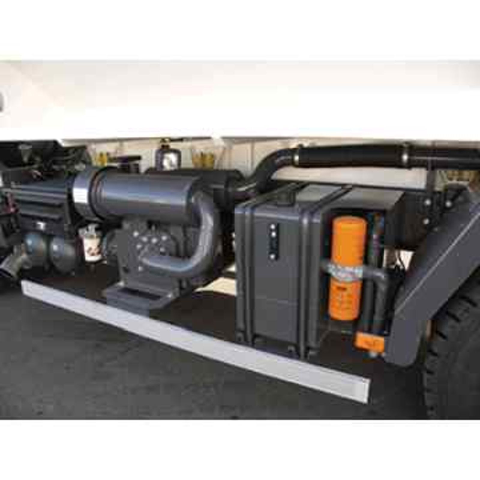 ts xl Hibon truck blowers installed on trucks for pneumatic conveying