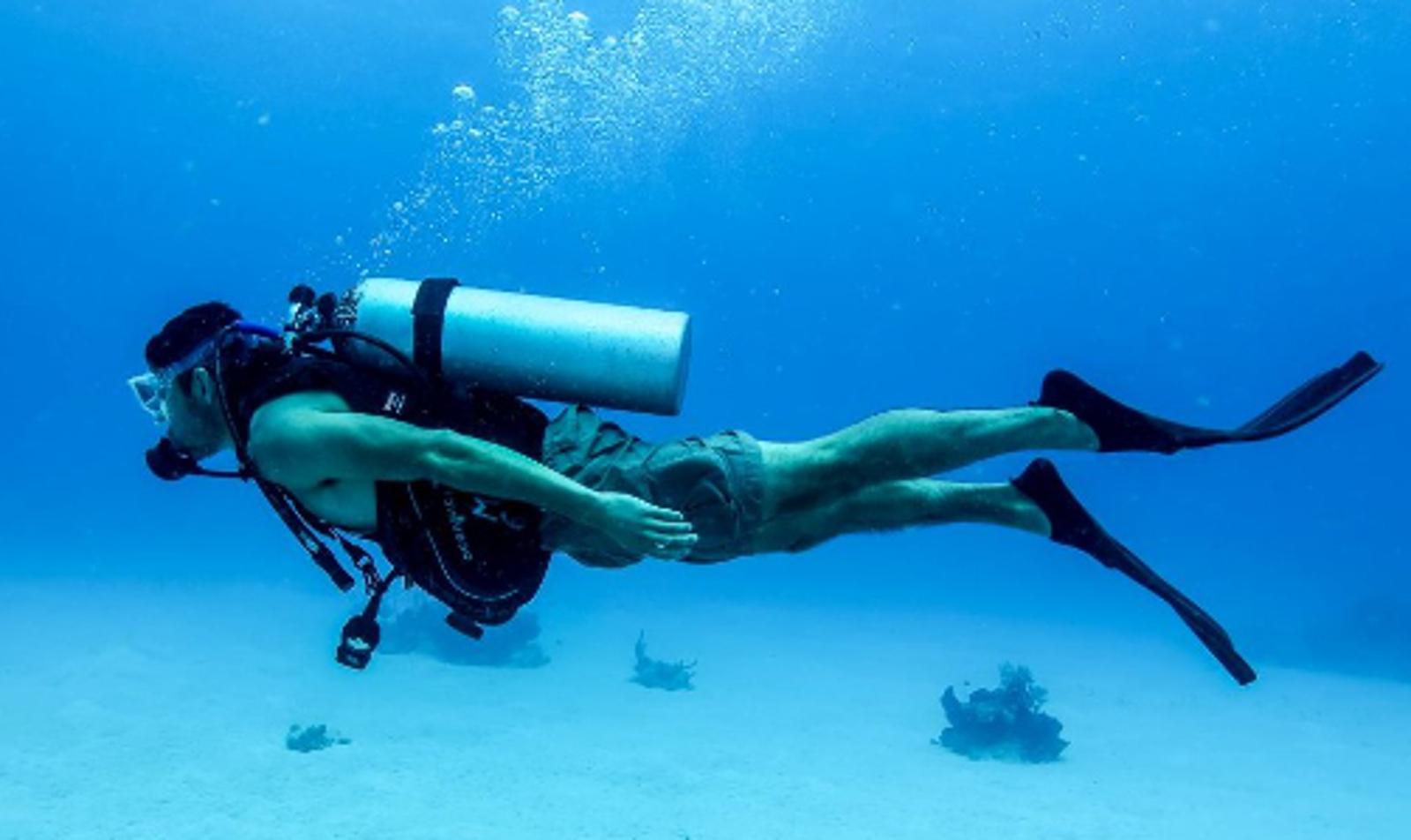 diving