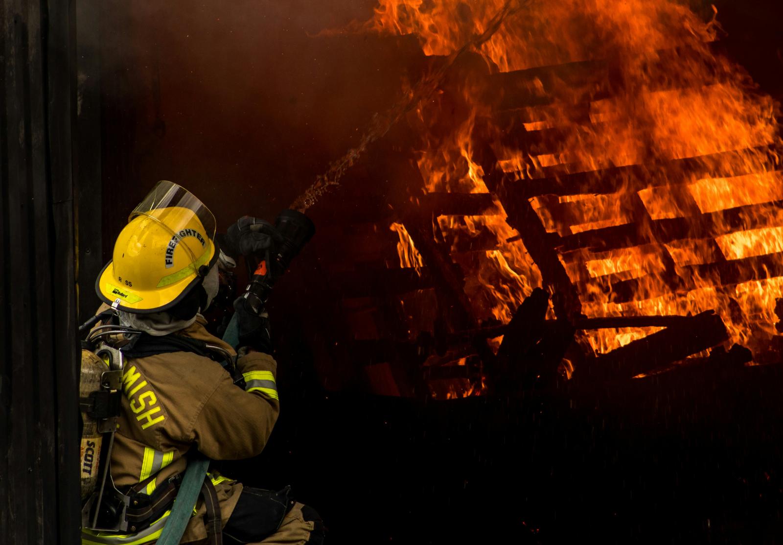 breathing-air-compressors-in-firefighting.jpg