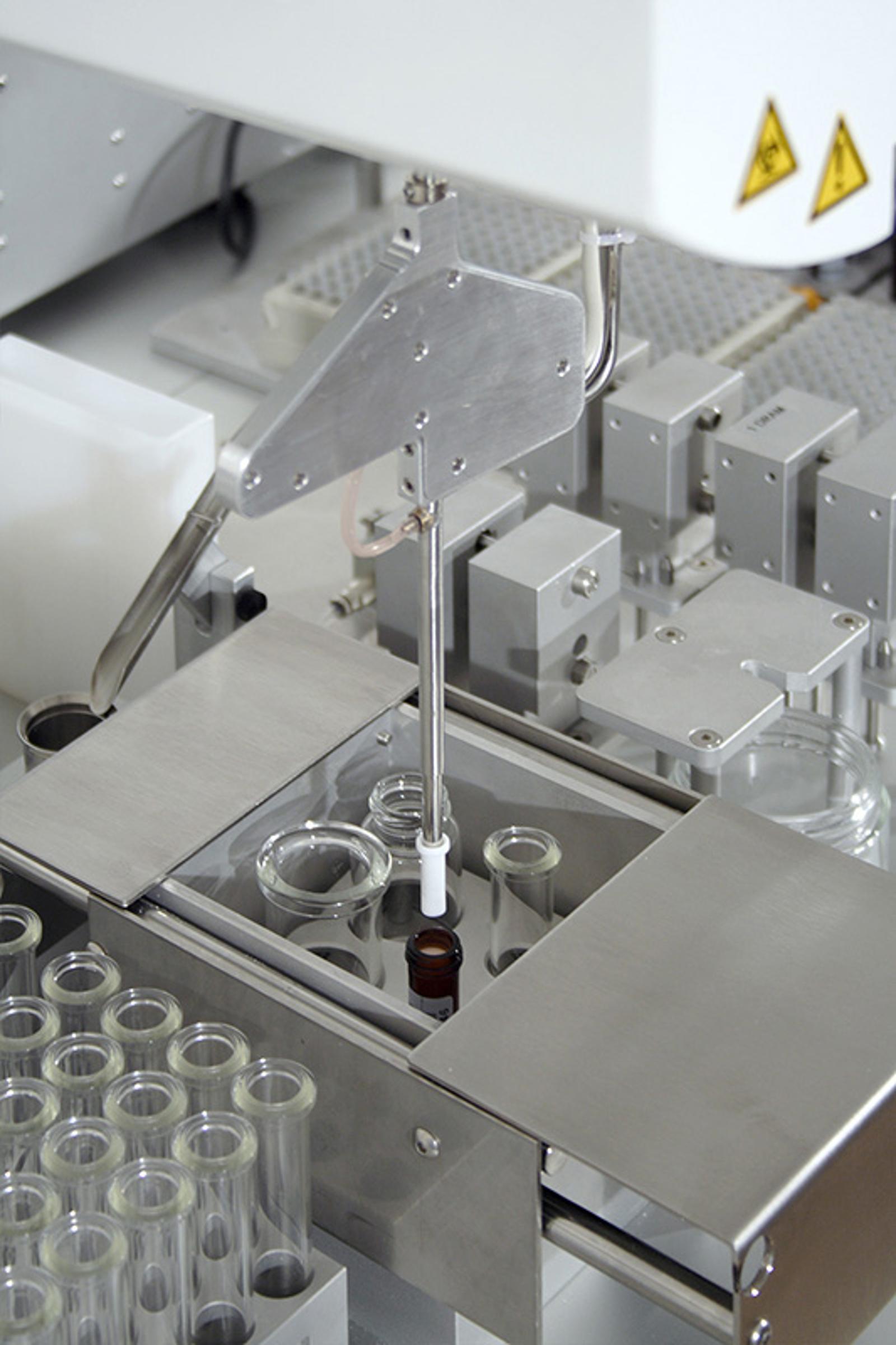 liquid and powder handling detail