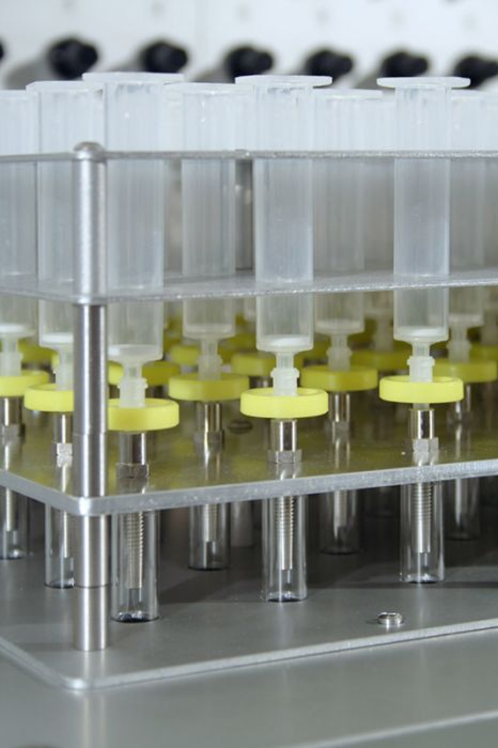 Solid Phase Extraction | Zinsser Analytic by Gardner Denver