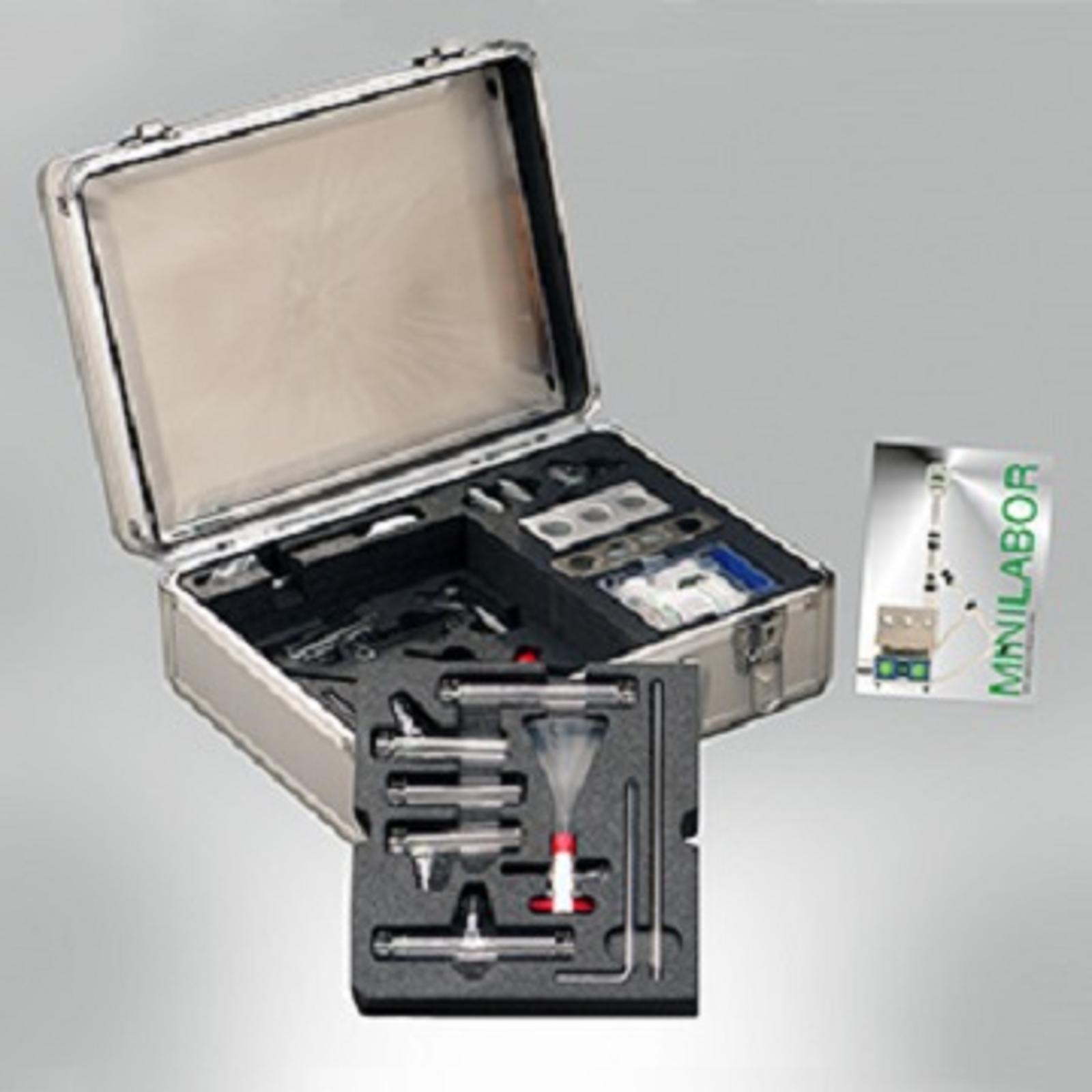 square-minilabor_koffer_bearbeitet.jpg