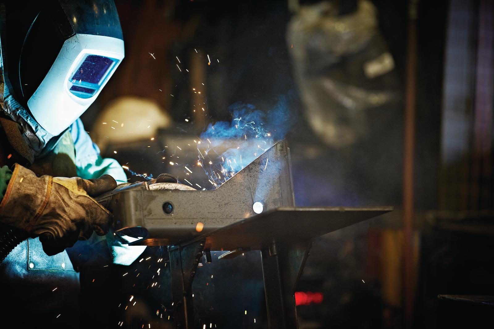 IRP-Industry-Photo-Iron-and-steel-industry-application-welding.jpg