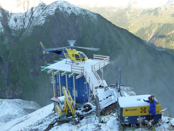 CompAir Mobile Compressor Airlift