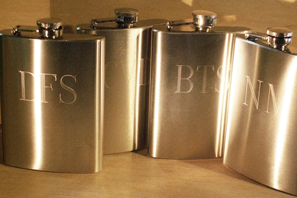 custom drinkware, personalized gifts