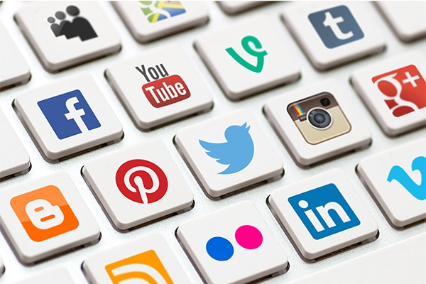 Social media buttons