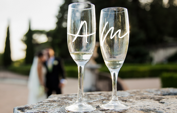 Vinyl lettering letters on wine glass